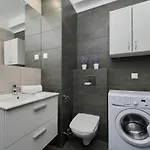 Odra Tower With Free Garage By Renters Appartamento Breslavia