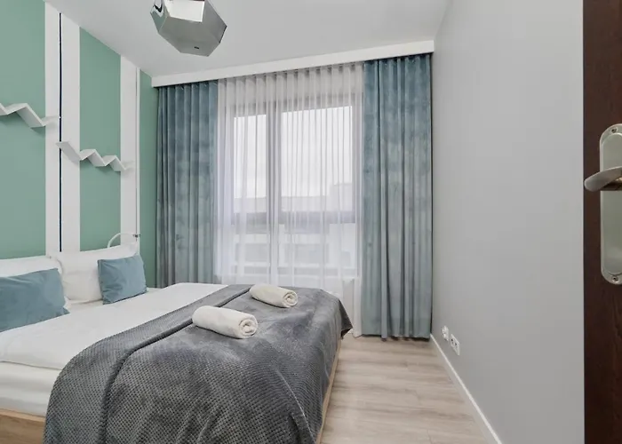 Odra Tower With Free Garage By Renters Appartamento *