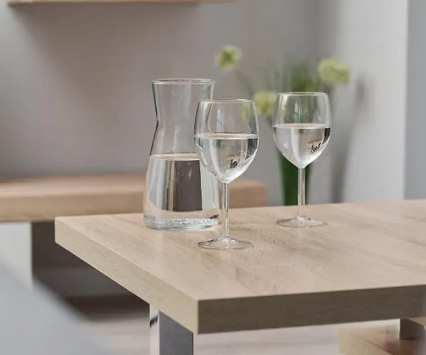 Odra Tower With Free Garage By Renters Breslavia